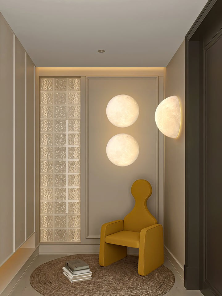 3D Lunar Wall Lamp - Moonlight Ambiance