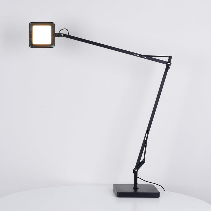 Edge LED Table Lamp – Sleek Modern Aluminum Lighting