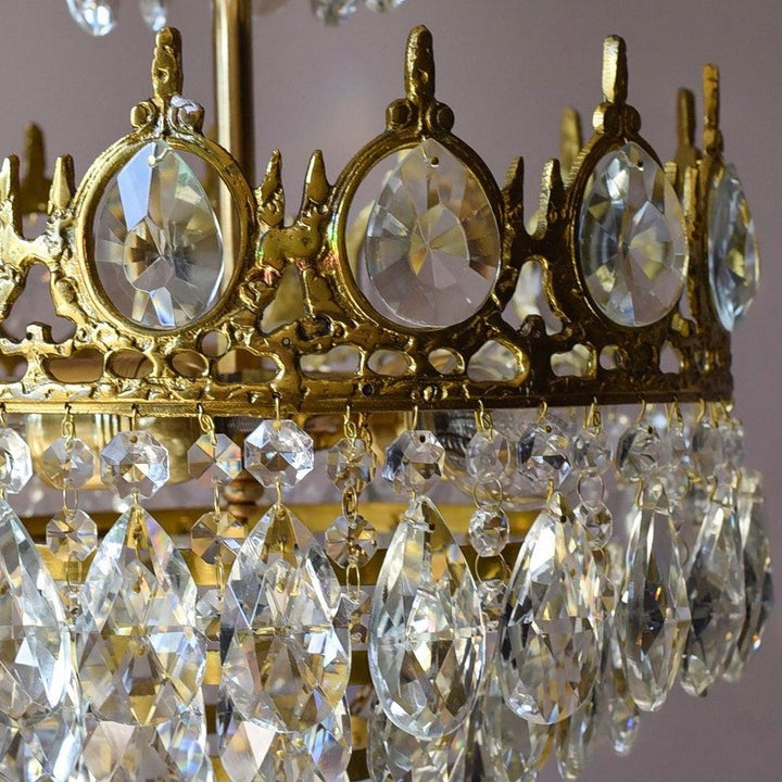 Elegant Clear Crystal Table Lamp with Copper Plating
