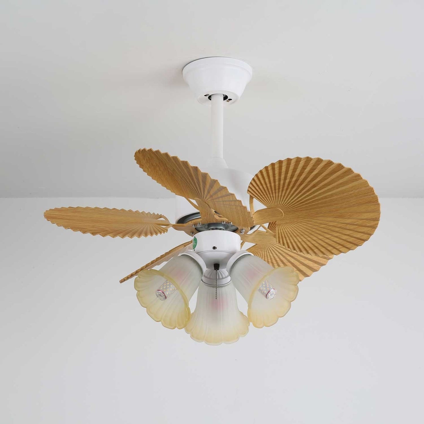 Leaf-Design Ceiling Fan Light with Petal-Shaped Glass Shades