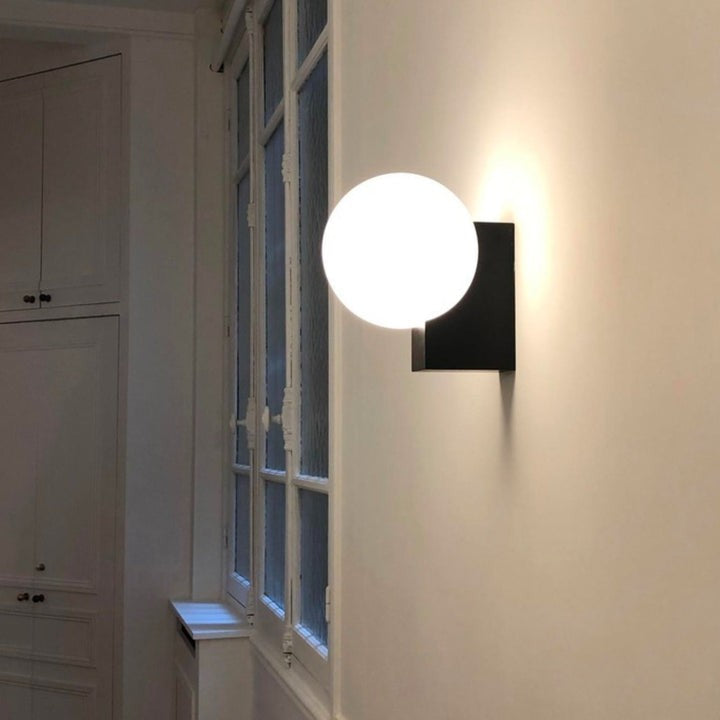 Modern Opal Glass Wall Sconce – Geometric Ambient Lighting