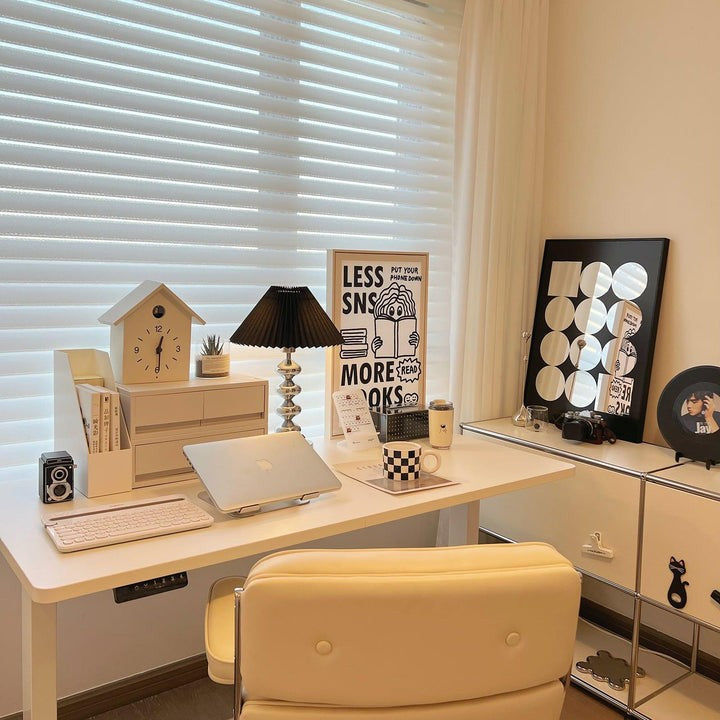 Modern Pleated Fabric Table Lamp with Metal Base