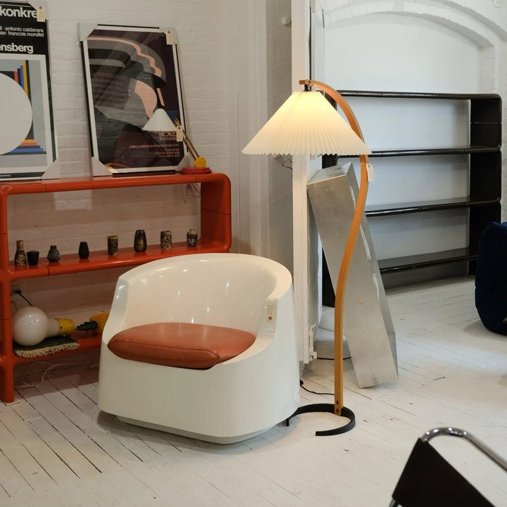 Scandinavian Beechwood & Iron LED Floor Lamp