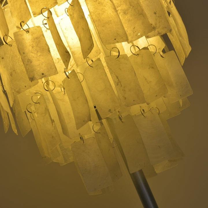 Tiered Shell Table Lamp – Ambient Pearlescent Glow
