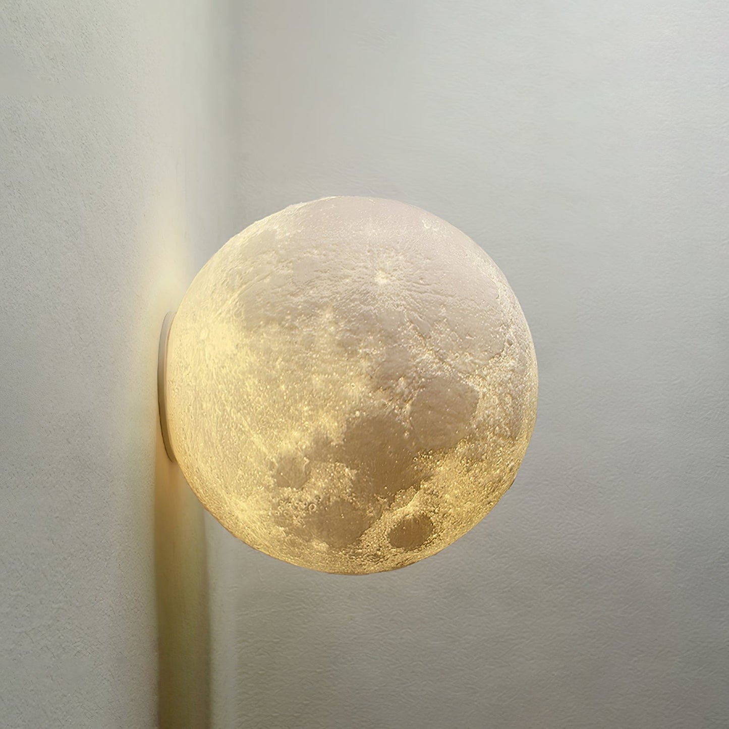 3D Lunar Wall Lamp - Moonlight Ambiance