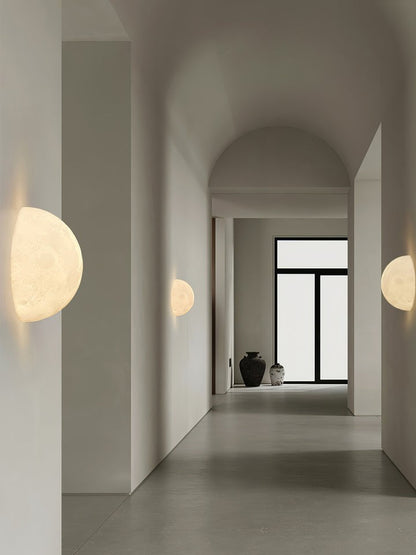 3D Lunar Wall Lamp - Moonlight Ambiance