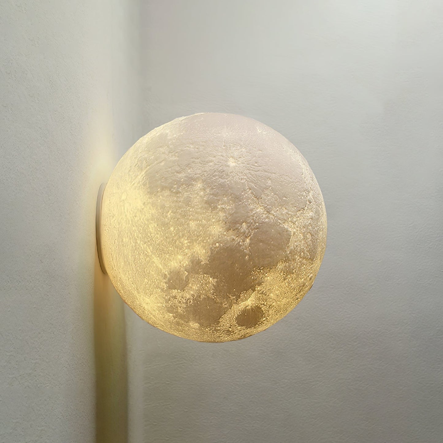 3D Lunar Wall Lamp - Moonlight Ambiance