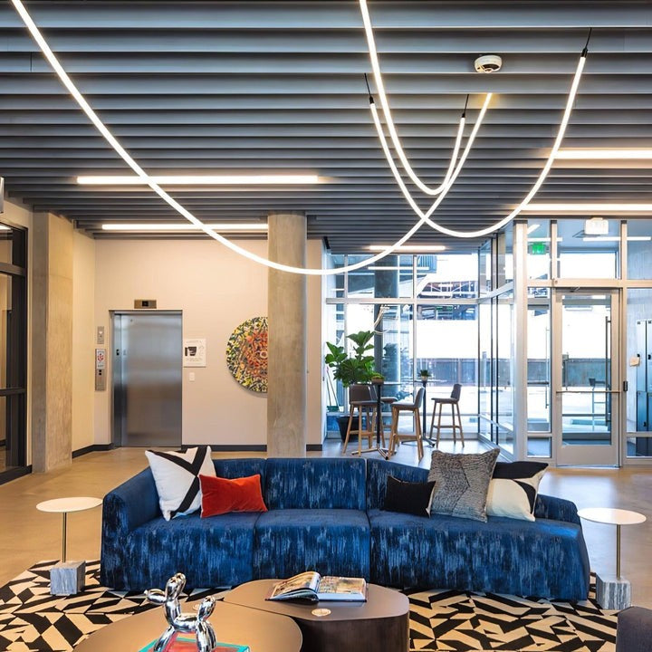 Adjustable Curved Silicone Pendant Light