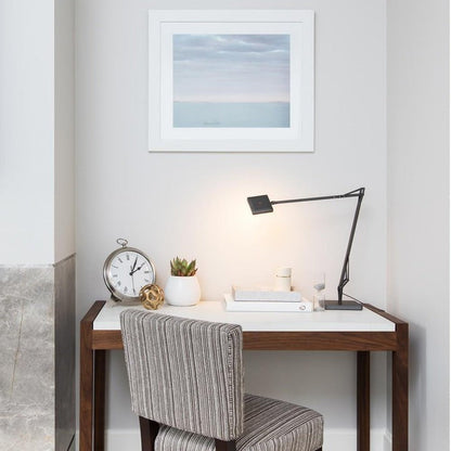 Edge LED Table Lamp – Sleek Modern Aluminum Lighting