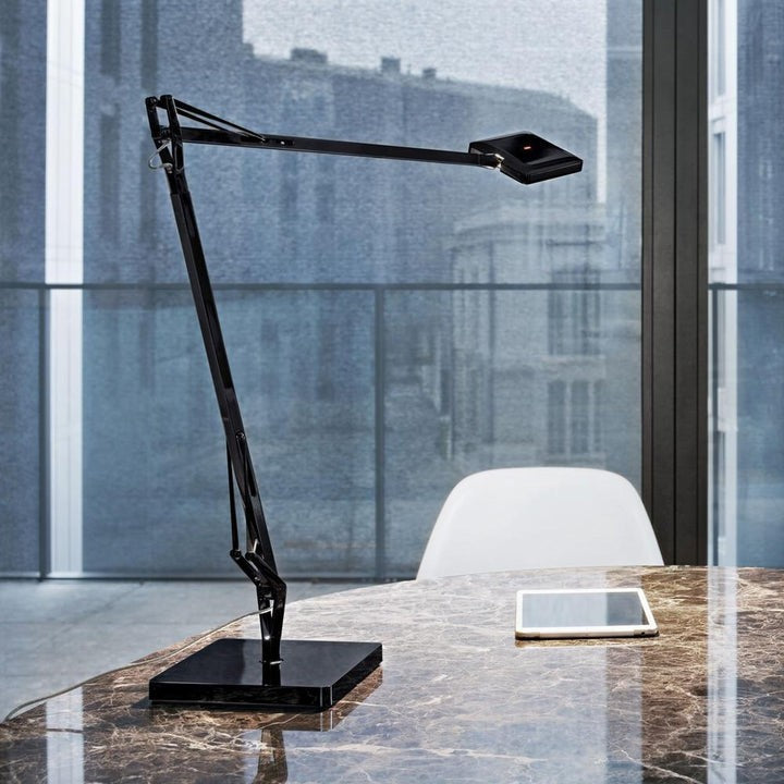 Edge LED Table Lamp – Sleek Modern Aluminum Lighting