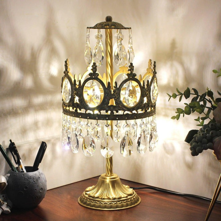 Elegant Clear Crystal Table Lamp with Copper Plating