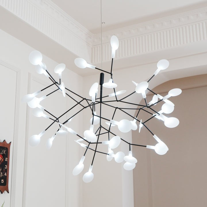 Flowerburst LED Pendant Chandelier – Modern Acrylic Ceiling Light