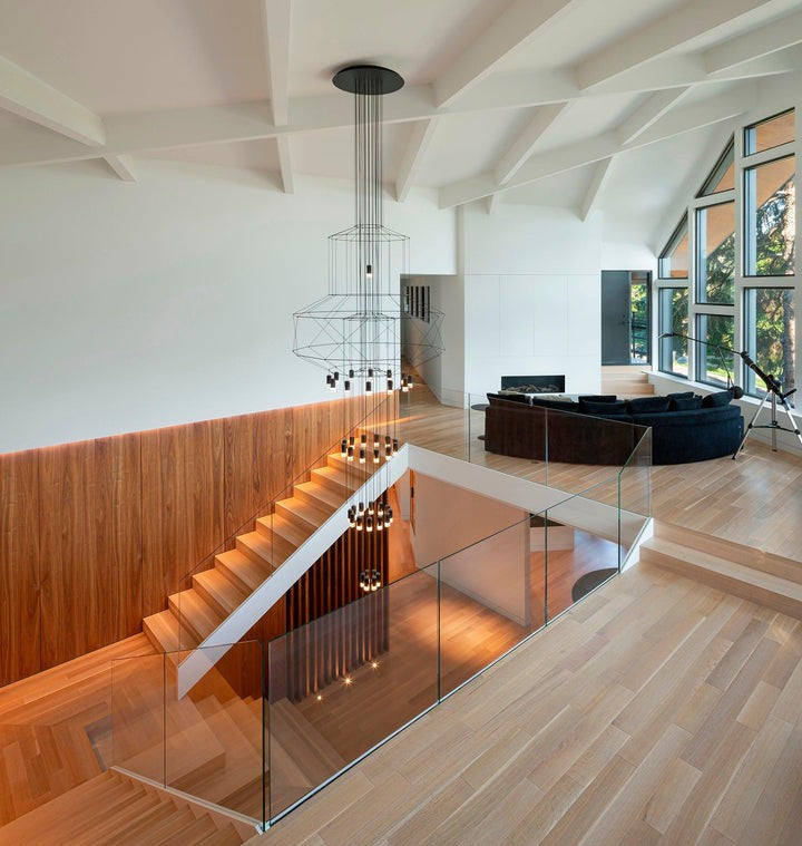 Linear LED Wireflow Chandelier