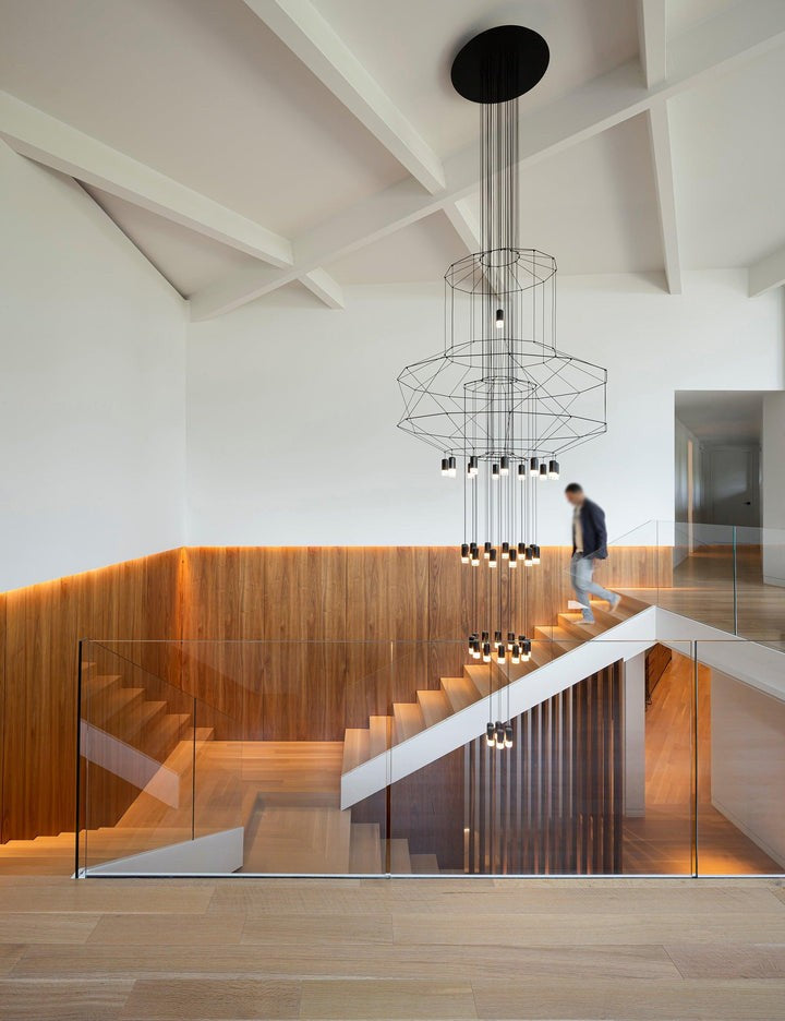Linear LED Wireflow Chandelier