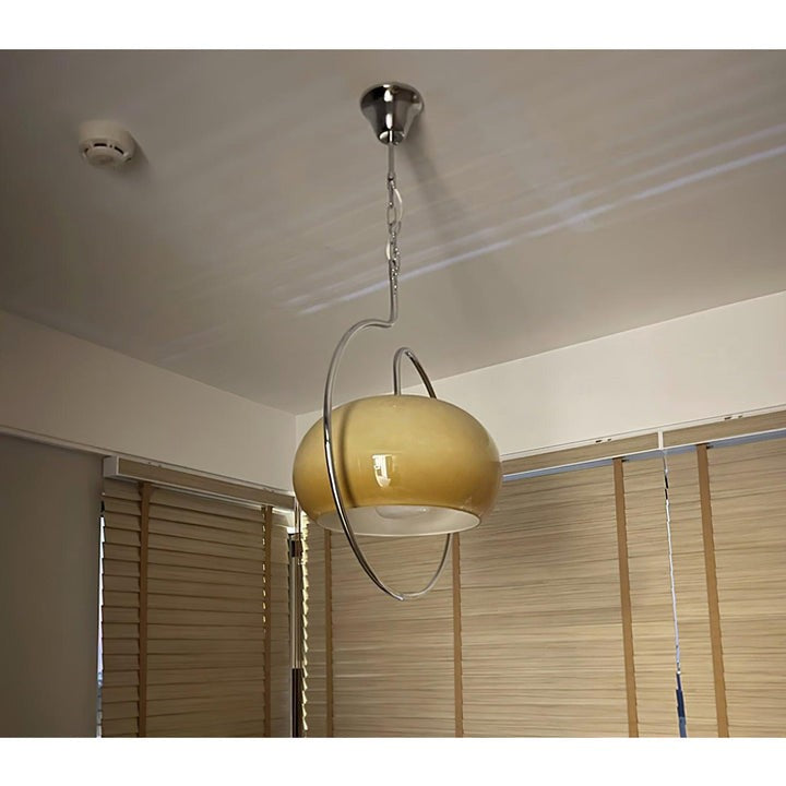 Medieval-Style Iron Pendant Lamp