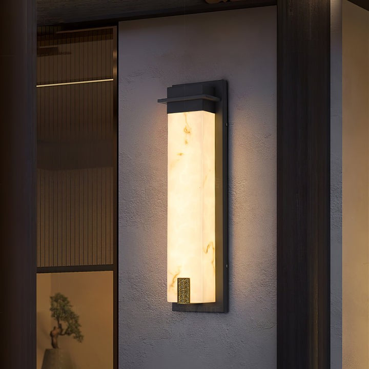 Modern Outdoor LED Wall Light with IP65 Waterproof Rating