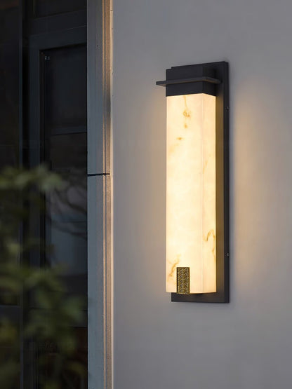 Modern Outdoor LED Wall Light with IP65 Waterproof Rating