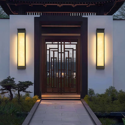 Modern Outdoor LED Wall Light with IP65 Waterproof Rating