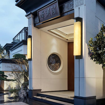 Modern Outdoor LED Wall Light with IP65 Waterproof Rating