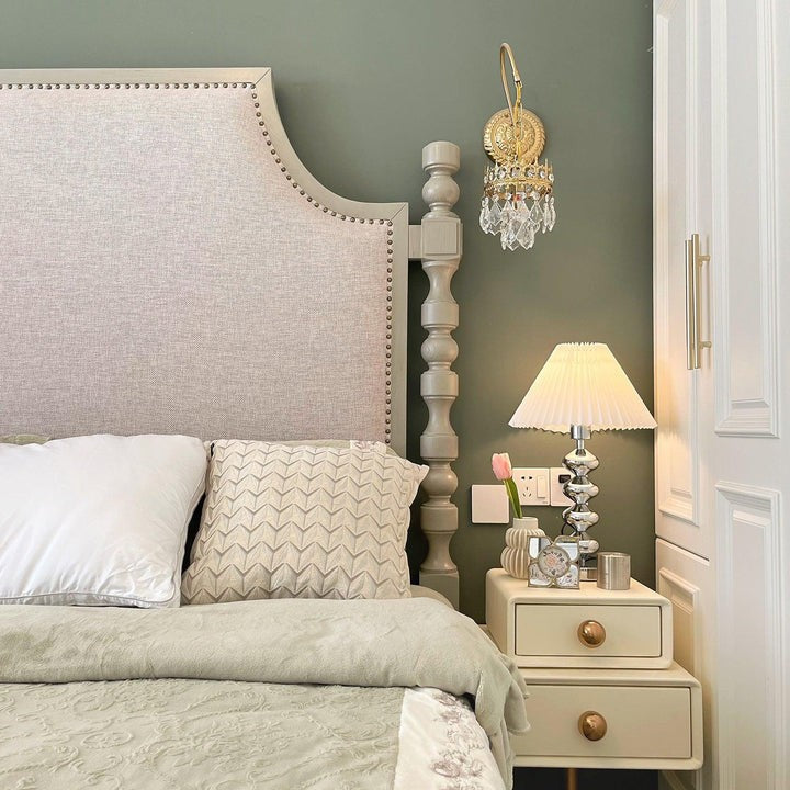 Modern Pleated Fabric Table Lamp with Metal Base