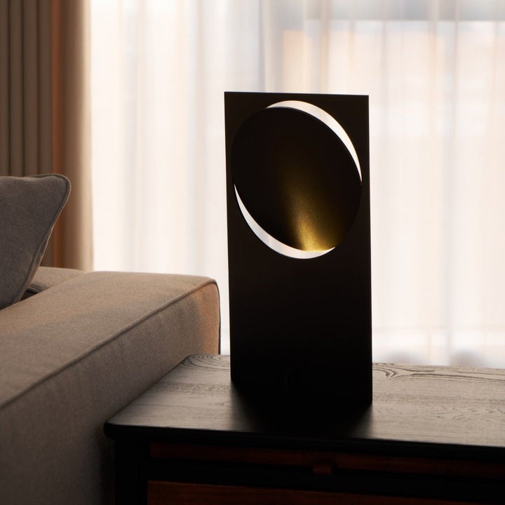 Rotatable Geometric Metal Table Lamp