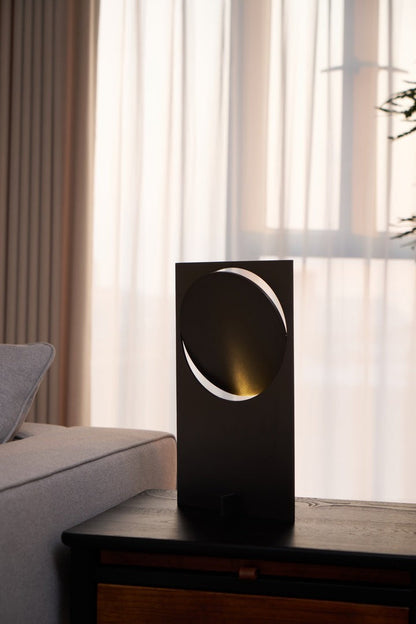 Rotatable Geometric Metal Table Lamp