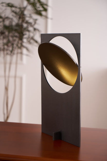 Rotatable Geometric Metal Table Lamp