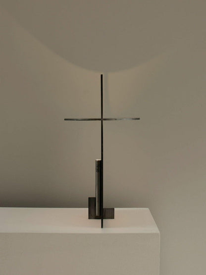 Rotatable Geometric Metal Table Lamp
