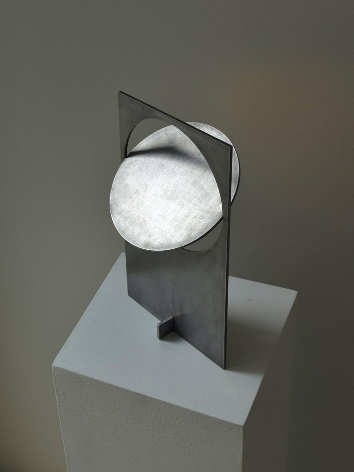 Rotatable Geometric Metal Table Lamp