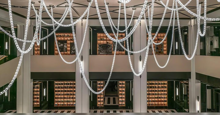 Serpentine LED Chandelier - 90-Light Modern Ceiling Fixture