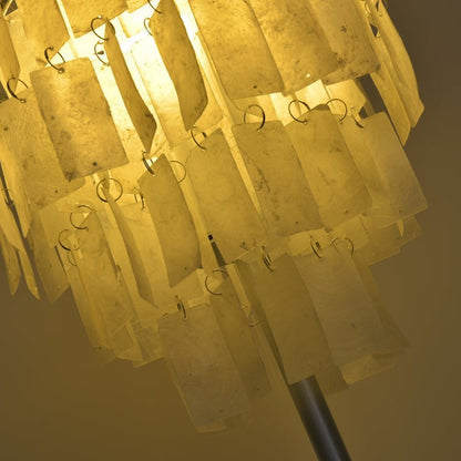 Tiered Shell Table Lamp – Ambient Pearlescent Glow